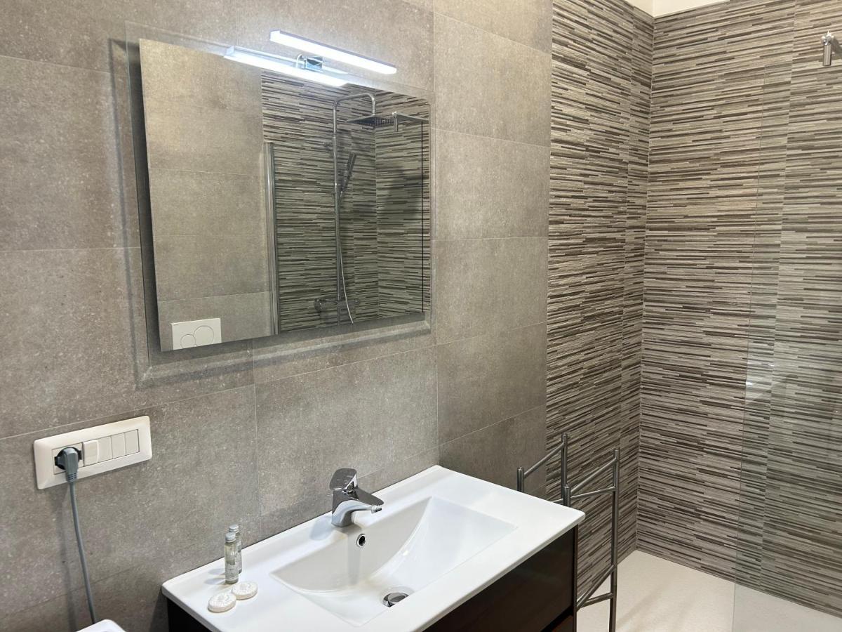 100 Passi Dai Sassi Bed and Breakfast Matera Buitenkant foto